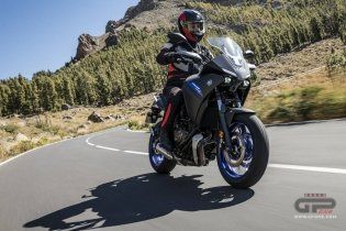 Moto - Test: Nuova Yamaha Tracer 700 2020, non solo “sguardo R1” ed Euro 5