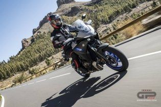 Moto - Test: Nuova Yamaha Tracer 700 2020, non solo “sguardo R1” ed Euro 5