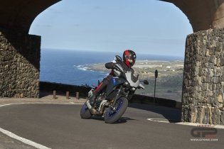 Moto - Test: Nuova Yamaha Tracer 700 2020, non solo “sguardo R1” ed Euro 5