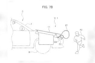 Moto - News: Honda brevetta un airbag auto a difesa di pedoni e motociclisti