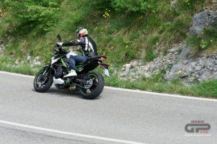 Moto - Test: Prova Kawasaki Z900 2020: arriva il controllo di trazione      