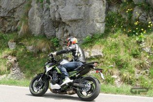 Moto - Test: Prova Kawasaki Z900 2020: arriva il controllo di trazione      