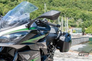 Moto - Test: Prova Kawasaki Ninja 1000SX 2020: sport touring dalla Z alla Ninja