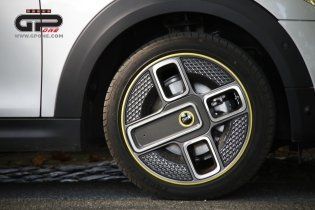 Auto - Test: Una rosa è una rosa: Prova Mini Cooper SE L: 184 cv elettrici