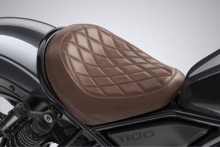 Moto - News: Honda: la Rebel con il motore dell'Africa Twin, Rebel 1100 2021, foto e dati