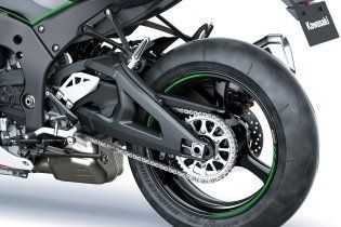 Moto - News: Svelate le Kawasaki ZX-10R e ZX-10RR my2021: due Ninja per graffiare in pista