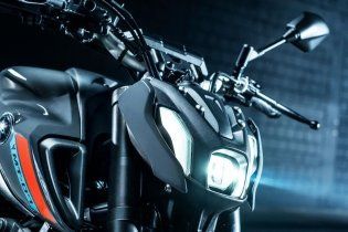 Moto - Test: Prova Video Yamaha MT-07 2021: caratteristiche e foto