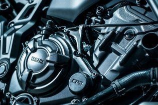 Moto - Test: Prova Video Yamaha MT-07 2021: caratteristiche e foto