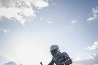 Moto - Test: Prova Video Yamaha MT-07 2021: caratteristiche e foto
