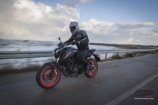 Moto - Test: Prova Video Yamaha MT-07 2021: caratteristiche e foto