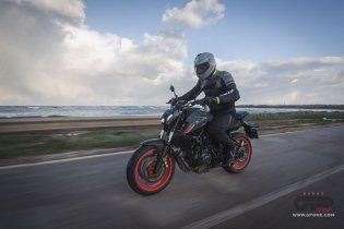 Moto - Test: Prova Video Yamaha MT-07 2021: caratteristiche e foto