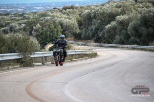 Moto - Test: Prova Video Yamaha MT-07 2021: caratteristiche e foto