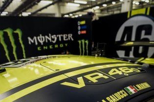 MotoGP: Rossi: "Qualifiche penalizzate dal traffico in pista. Sarà una lunga gara"