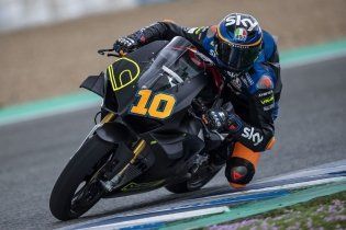 MotoGP: PHOTOS - Ducati's Magnificent Six in action at Jerez on the Panigale V4S