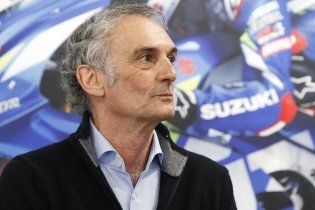 Moto - News: Suzuki Italia consegna a Lucchinelli ed Uncini la GSX-R1000R Legend Edition