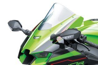 Moto - Test: Verso la prova: Kawasaki ZX-10R ed RR MY2021, la regina della SBK si evolve