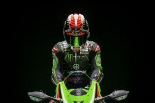 Moto - Test: Verso la prova: Kawasaki ZX-10R ed RR MY2021, la regina della SBK si evolve