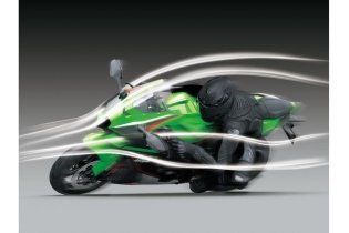 Moto - News: Kawasaki Ninja ZX-10R  e RR 2021: una belva per soli (500) 'manici' 