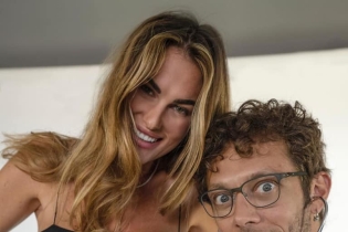 MotoGP: Valentino Rossi: il Dottore diventa papà, una figlia in arrivo