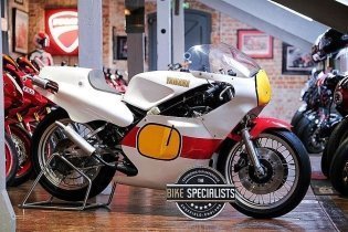MotoGP: Yamaha 500 da Gran Premio, nuova, in vendita a 80.000 Euro