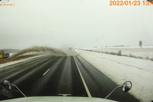 Auto - Test: Spazzaneve impazzito: decine le auto danneggiate e 12 feriti