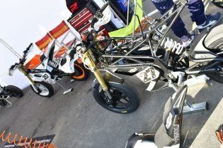 Moto - News: Trofeo Thundervolt NK-E: il progetto di Loris Reggiani passa al CNV MotoAsi