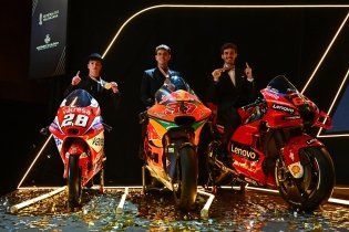 MotoGP: Bagnaia, Fernandez e Guevara premiati ai FIM Awards