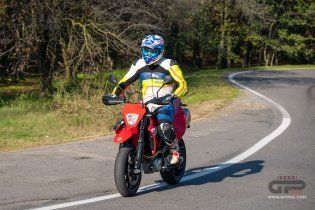 Moto - Test: GASGAS SM700, motardone ispanico all’ennesima potenza