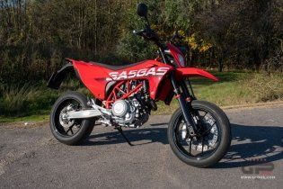 Moto - Test: GASGAS SM700, motardone ispanico all’ennesima potenza
