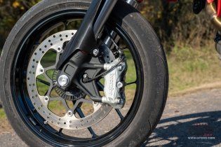 Moto - Test: GASGAS SM700, motardone ispanico all’ennesima potenza