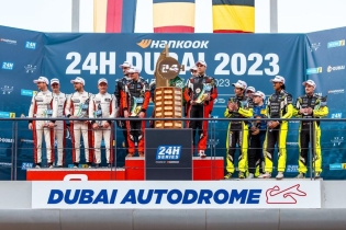 Auto - News: Primo podio per Rossi in auto: "è un bel modo di partire, un segno"