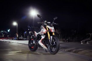 EICMA: F.B Mondial: a EICMA 2023 tre novità, inclusa la naked Piega 452