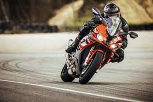 EICMA: Michelin lancia le Power 6, le Anakee Road e le Power GP2 per le supersportive 
