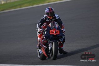 MotoGP: Le prime immagini del test di Valencia con il debutto di Marquez in Ducati