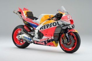 MotoGP: FOTO - Ecco le nuove Honda 2023 di Marc Marquez e Joan Mir