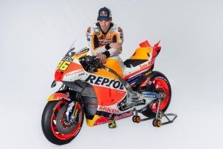 MotoGP: FOTO - Ecco le nuove Honda 2023 di Marc Marquez e Joan Mir