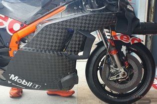 MotoGP: KTM si incolla al suolo: spuntano i diffusori sulla RC16 a Sepang
