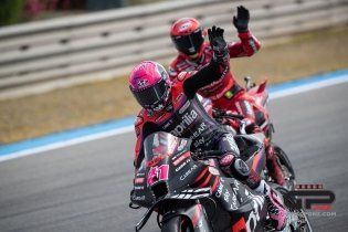 MotoGP: Max Biaggi esulta per la grande giornata di Aprilia a Jerez