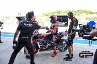 MotoGP: Max Biaggi esulta per la grande giornata di Aprilia a Jerez