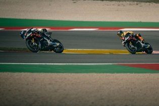 Moto - News: Aprilia Pro Experience 2023: domenica 28 maggio a Misano con Max Biaggi