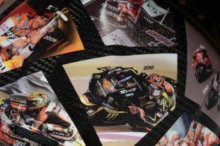 MotoGP: Un casco Alpinestars da leggenda per Andrea Dovizioso