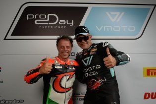 News: Jorge Lorenzo guida la carica del terzo Pro Day VMoto Soco 2023