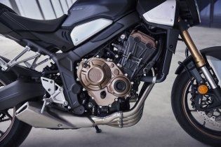 EICMA: Honda CB650R 2024: raffinato restyling per la "Neo Sports Cafè" 