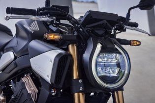 EICMA: Honda CB650R 2024: raffinato restyling per la "Neo Sports Cafè" 
