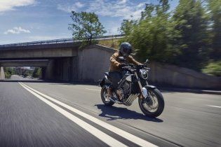 EICMA: Honda CB650R 2024: raffinato restyling per la "Neo Sports Cafè" 