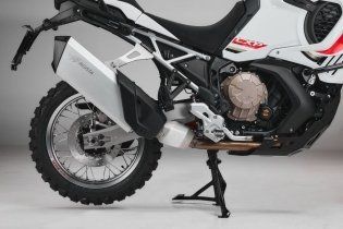 EICMA: MV Agusta LXP Orioli: l'adventure star di EICMA 2023