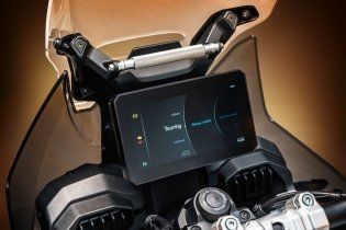 EICMA: MV Agusta LXP Orioli: l'adventure star di EICMA 2023