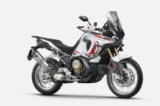 EICMA: MV Agusta LXP Orioli: l'adventure star di EICMA 2023