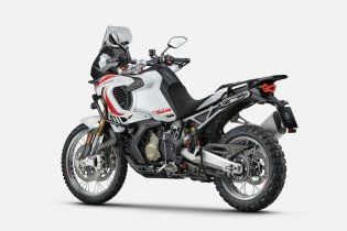 EICMA: MV Agusta LXP Orioli: l'adventure star di EICMA 2023