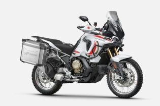 EICMA: MV Agusta LXP Orioli: l'adventure star di EICMA 2023
